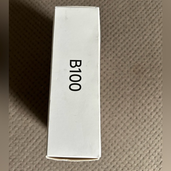 Logitech B100 Full-Size Corded Mouse - Picture 2 of 6